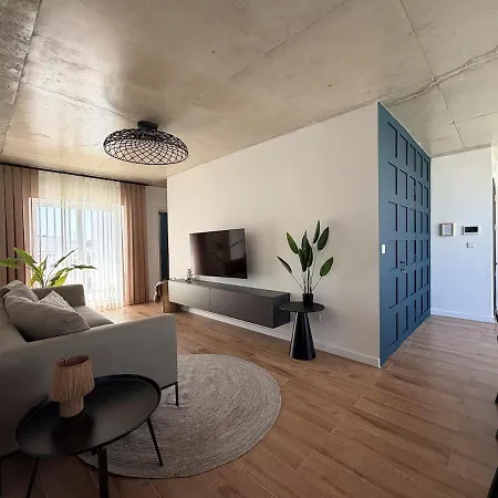 Luxury Penthouse With Pool And Terrace For 5 Guests Gzira