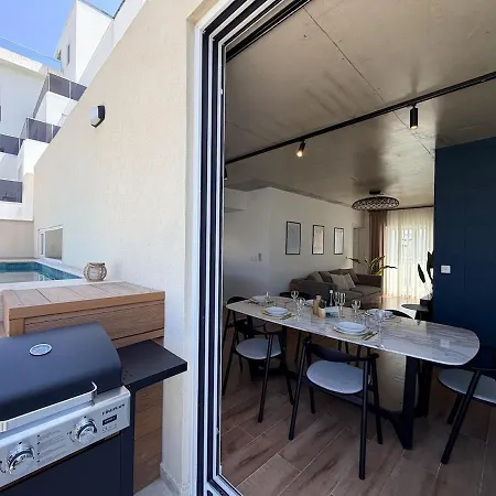 Luxury Penthouse With Pool And Terrace For 5 Guests شقة Gzira